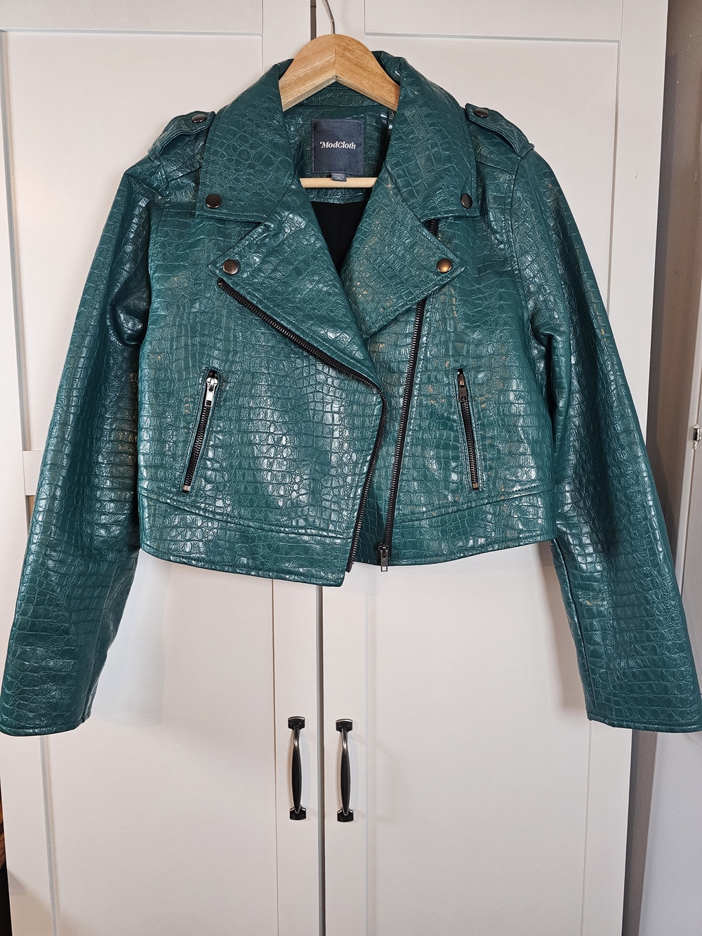 ModCloth Crocodile Rock Faux Leather Moto Jacket Teal Green Size M Cropped Biker